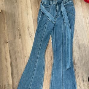 High waist flare leg jeans with belt
